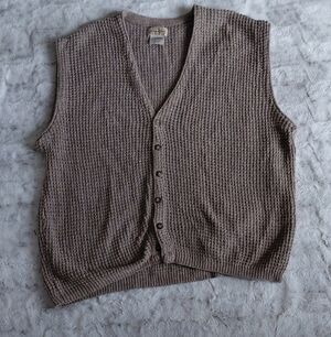 St Johns Bay Waffleknit Tan Grandpa Button Vintage Womens Sweater Vest. Size XL.